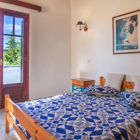 Apartment Blue Roses Near Turtle National Park Beach Vasilikos (Zakynthos)