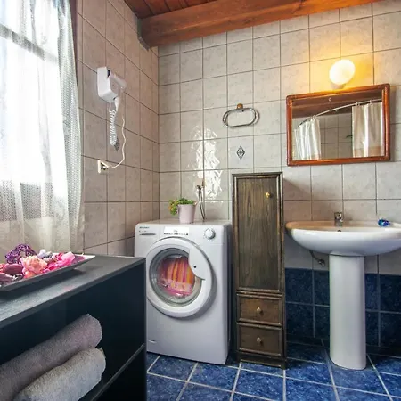 Apartment Blue Roses Near Turtle National Park Beach Vasilikos (Zakynthos)